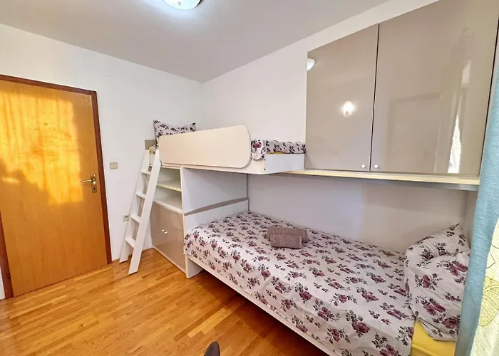 ゲストハウス Katarina マリンスカ