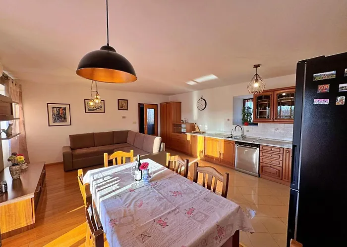 Katarina ゲストハウス マリンスカ