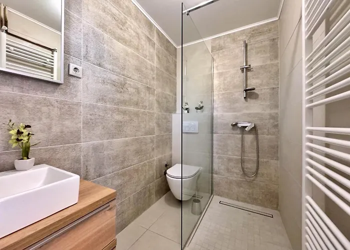 Katarina ゲストハウス 4*