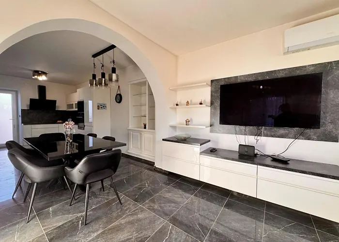 ゲストハウス Katarina マリンスカ