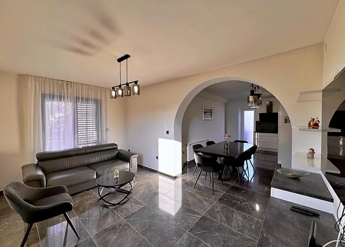 ゲストハウス Katarina